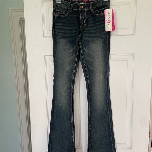 Flare jeans Size 1 NWT - Picture 1 of 4